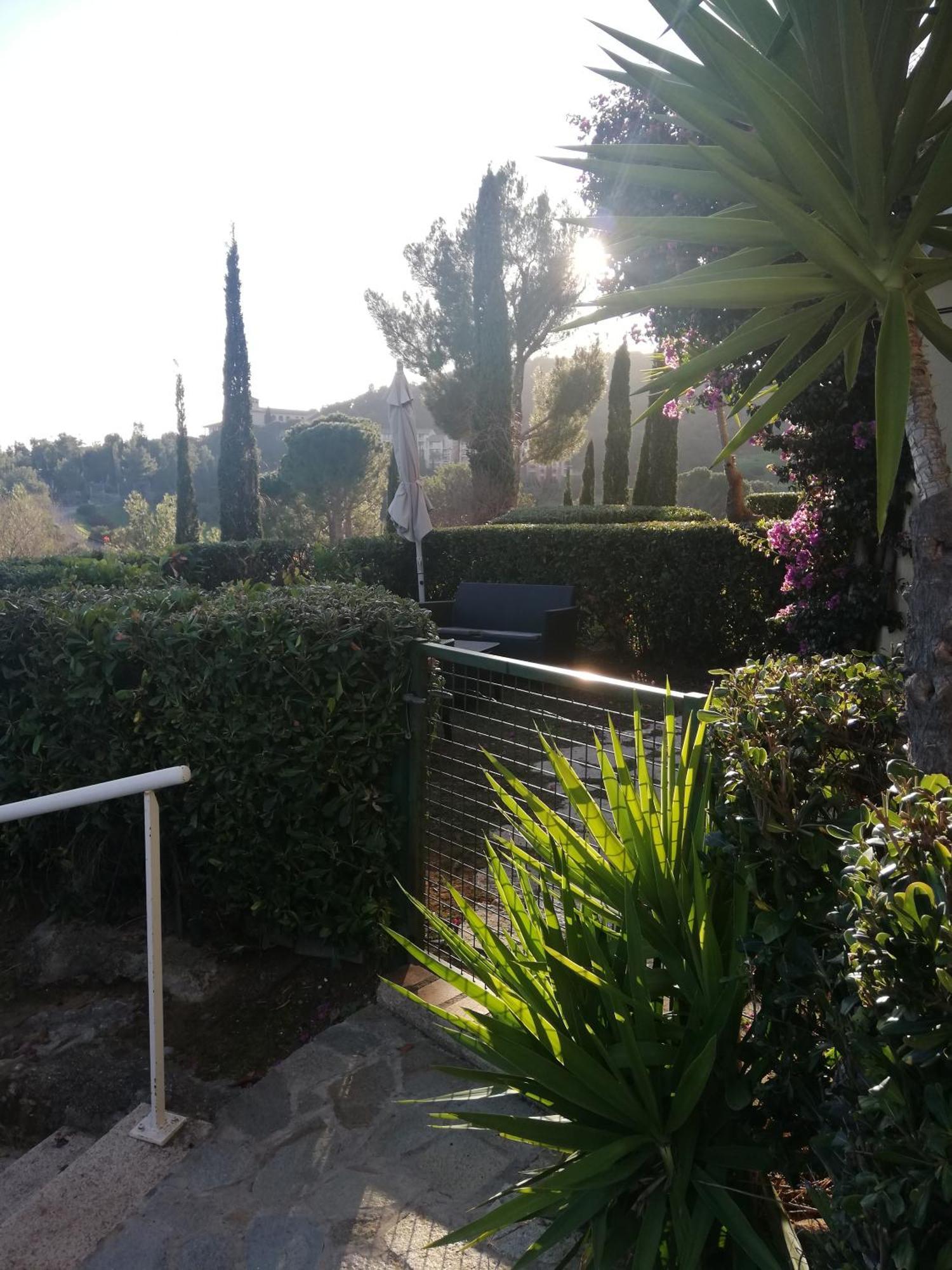 T2 En Rez De Jardin Privatif Cloture , Cap Esterel Pierre Et Vacances ,Piscine Chauffee Des Le 05 Avril Au 02 Novembre Saint-Raphaël 외부 사진