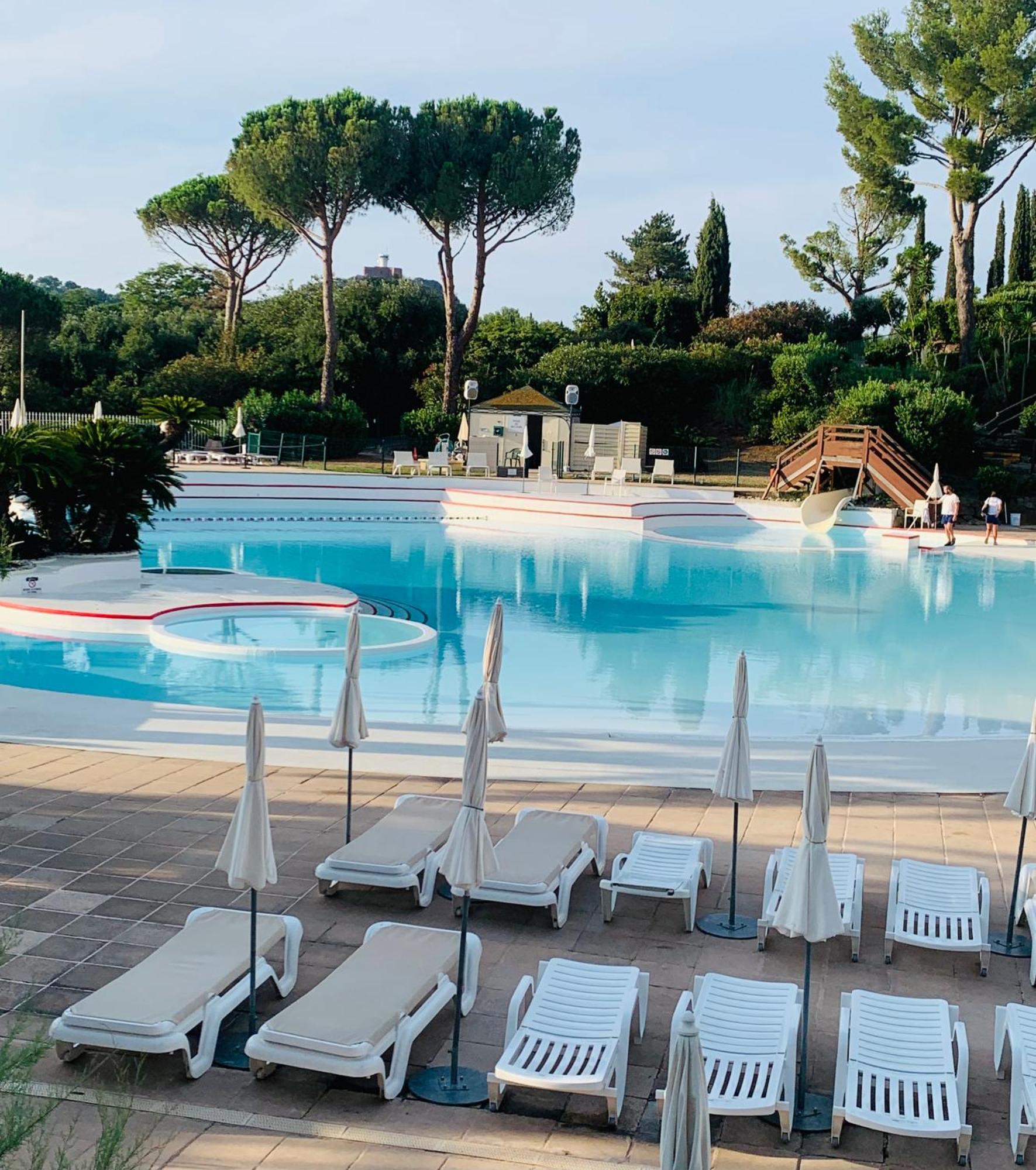 T2 En Rez De Jardin Privatif Cloture , Cap Esterel Pierre Et Vacances ,Piscine Chauffee Des Le 05 Avril Au 02 Novembre Saint-Raphaël 외부 사진